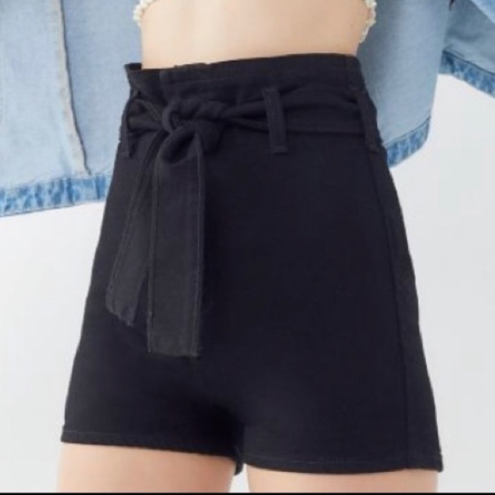 💕 Urban Outfitters BDG Pin-up Shorts